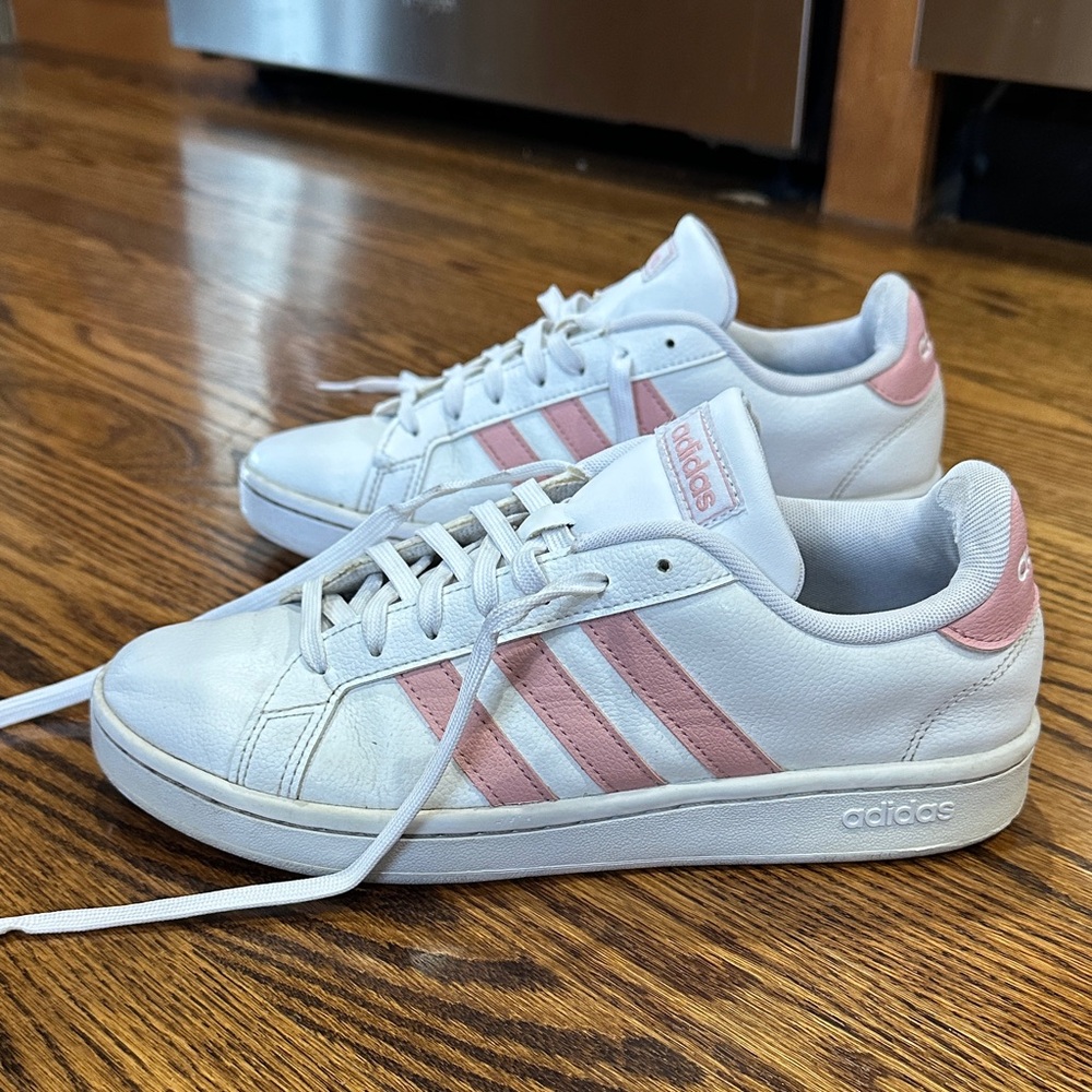 adidas Grand Court Women's White Sneakers with Pink Three-Stripes